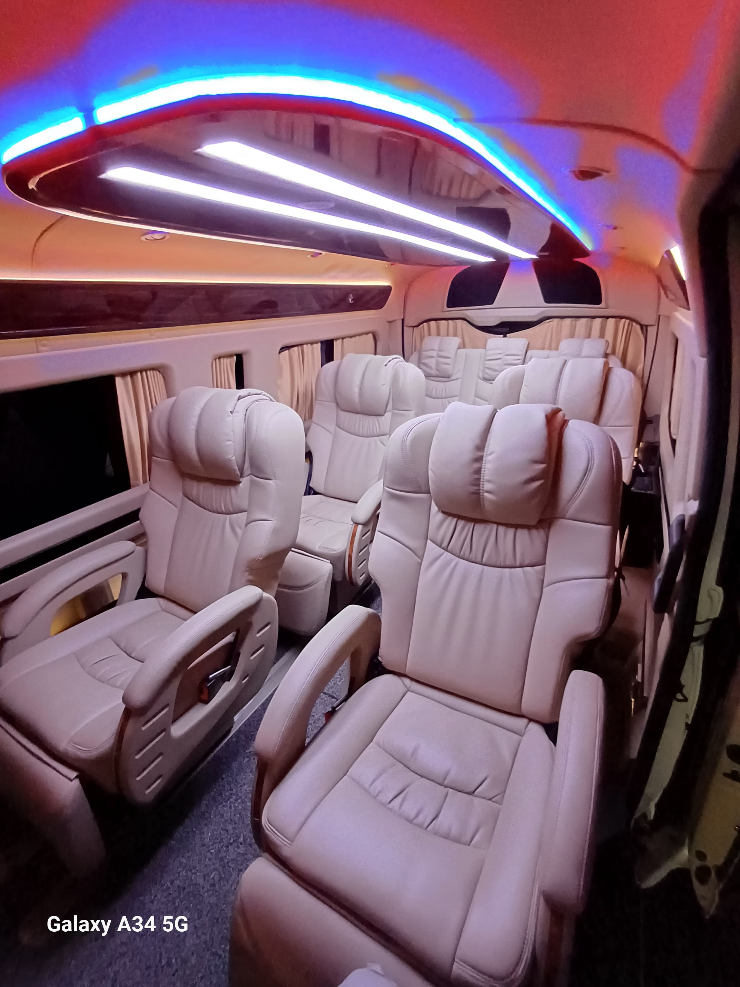 Toyota Hiace Premio Luxury - Image 3